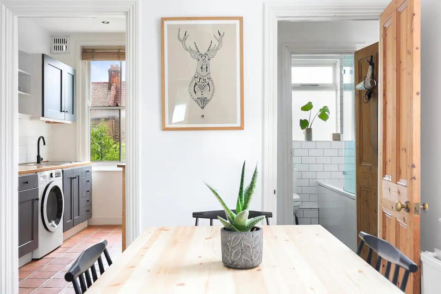Pass The Keys Centrally Located Stylish Flat Appartamento