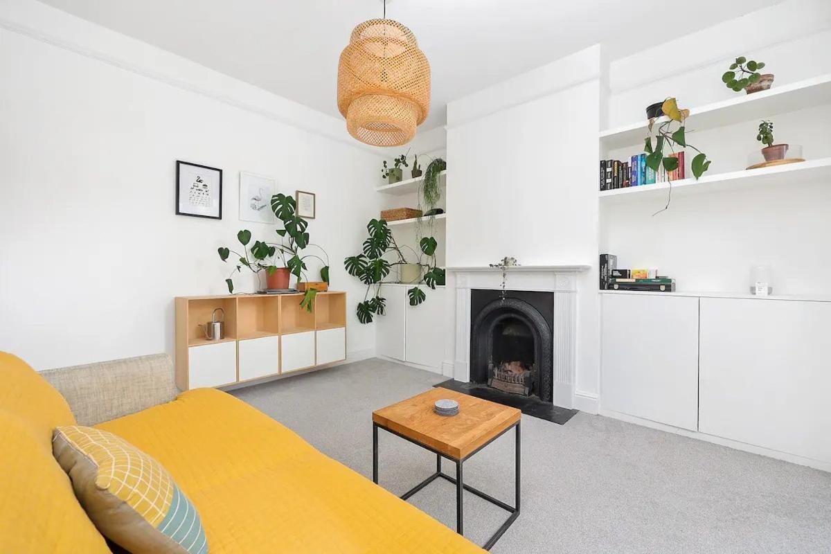 Pass The Keys Centrally Located Stylish Flat *